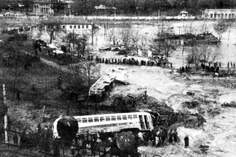 Снесенные дома и застывший бетон: история Куреневской трагедии в Киеве