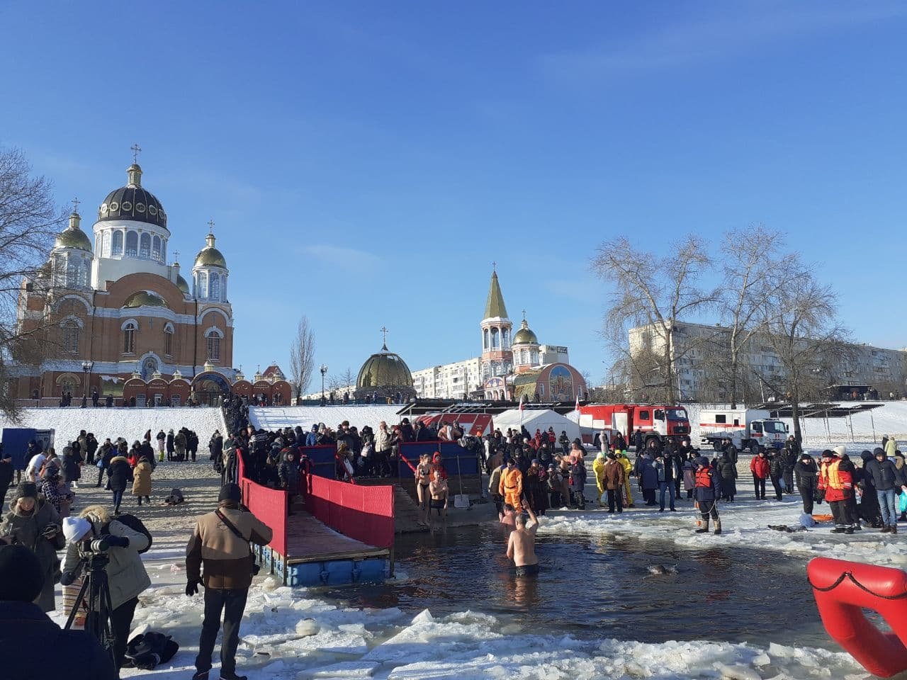 В Киеве верующие отмечают Крещение, ФОТО: "Життя Оболонського району"