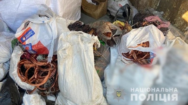 Выдавали себя за курьеров и грабили лифты: полиция Киева поймала серийных злоумышленников, Фото: Национальная полиция