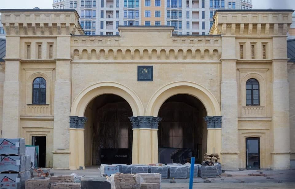 На Арсенальной площади в Киеве завершается реконструкция. Как она выглядит., Фото: Kyiv Arsenal