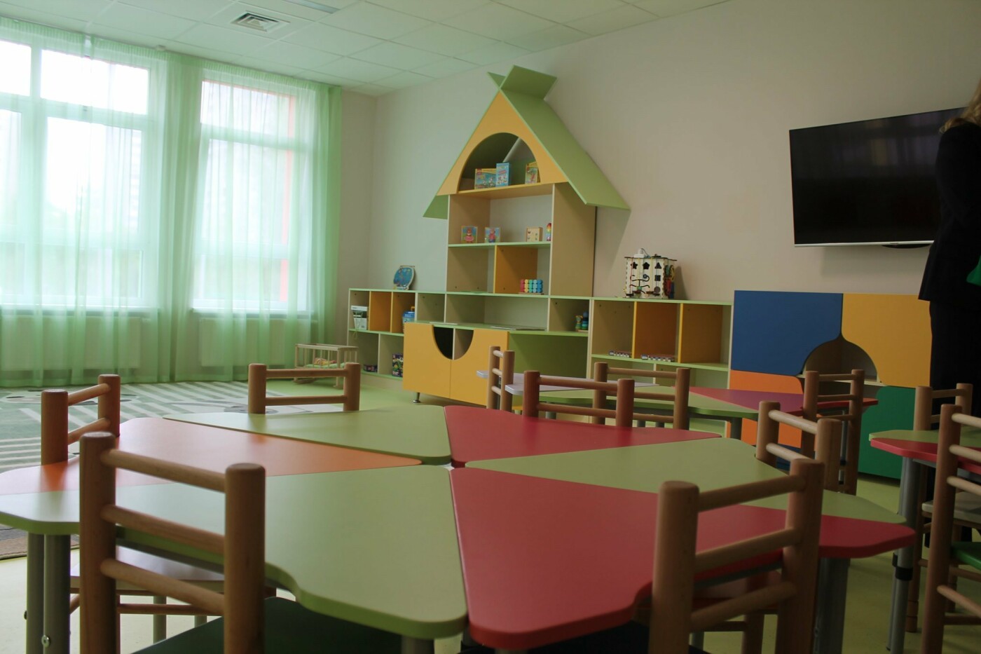 Ко Дню защиты детей  откроют новый детский сад, Facebook Деснянской РГА.