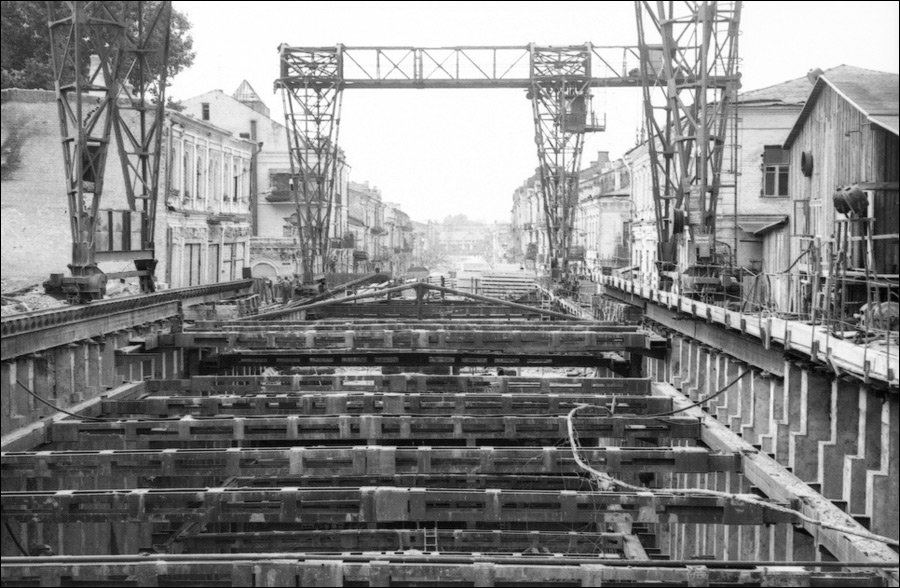 Строительство метро на улице Сагайдачного Строительство метро на улице Сагайдачного, фото: Мир Метро