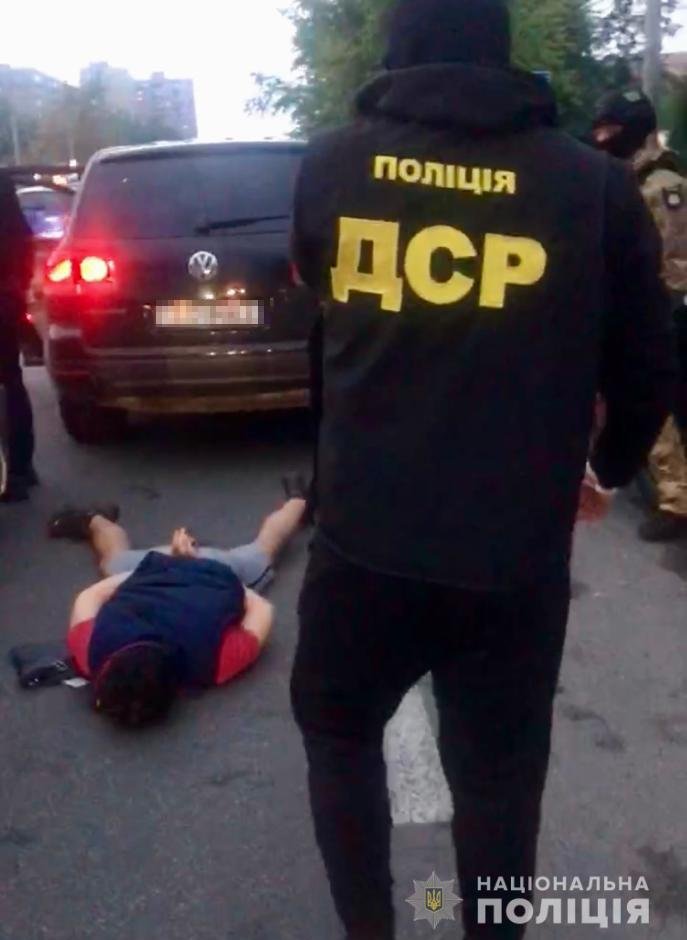 В Киеве задержали мужчин, которые долгое время обворовывали женщину, Национальная полиция