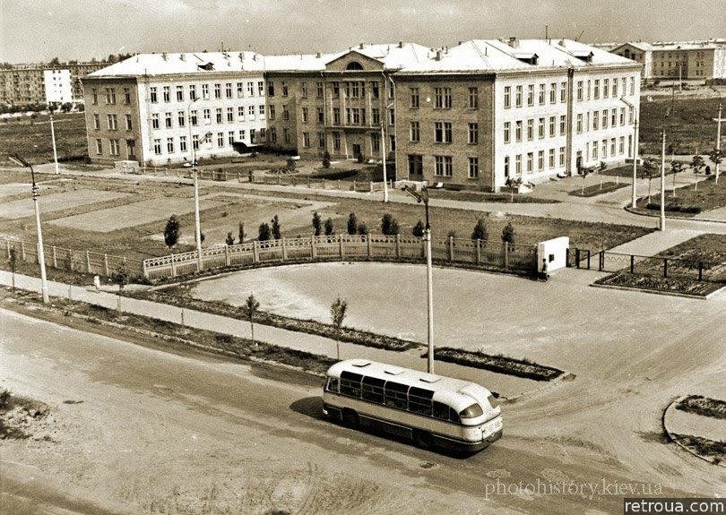 Жилой массив "Отрадный" в Киеве, фото: retroua