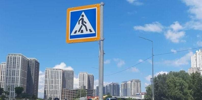 Водителям на заметку: где в Киеве установили новые дорожные знаки, ЦОДД