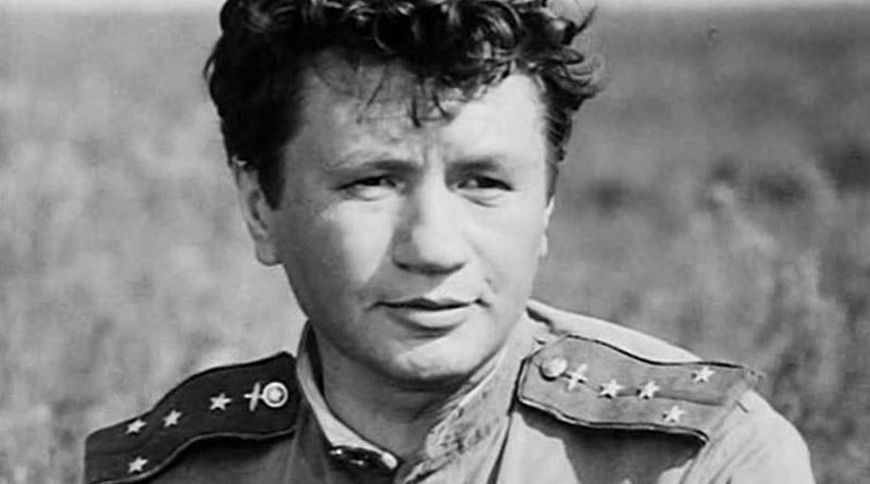 Леонид Быков, Фото: кадр из фильма "В бой идут одни "старики", vesti dp ua