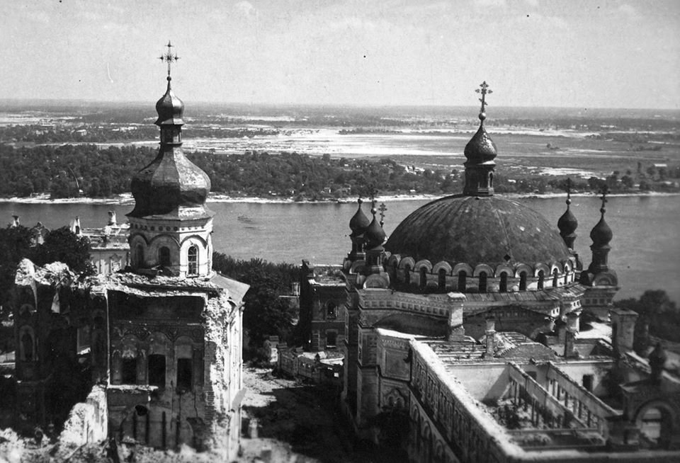 Оккупированный Киев, Фото: Киев от прошлого к будущему