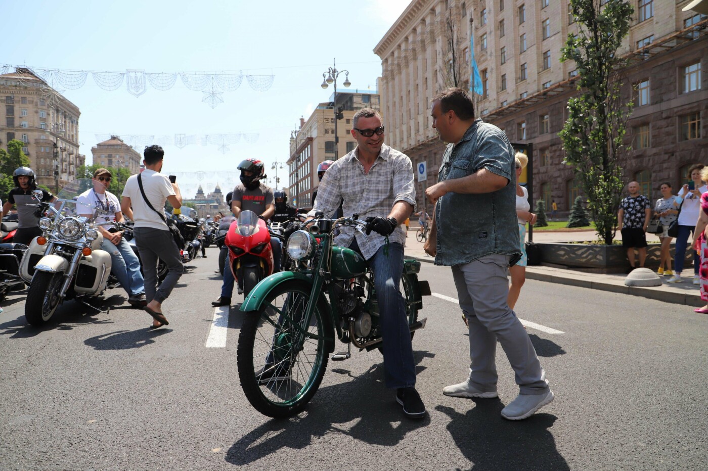 Виталий Кличко возглавил колону мотолюбителей, Фото: пресс-служба Виталия Кличка