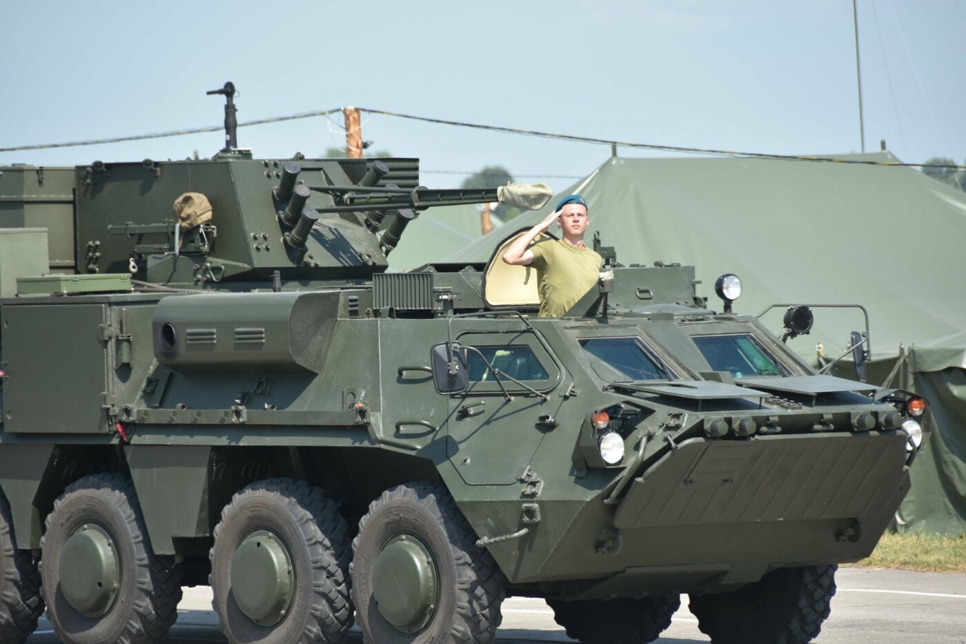 В параде ко Дню Независимости задействовано 300 единиц техники, Министерство обороны Украины