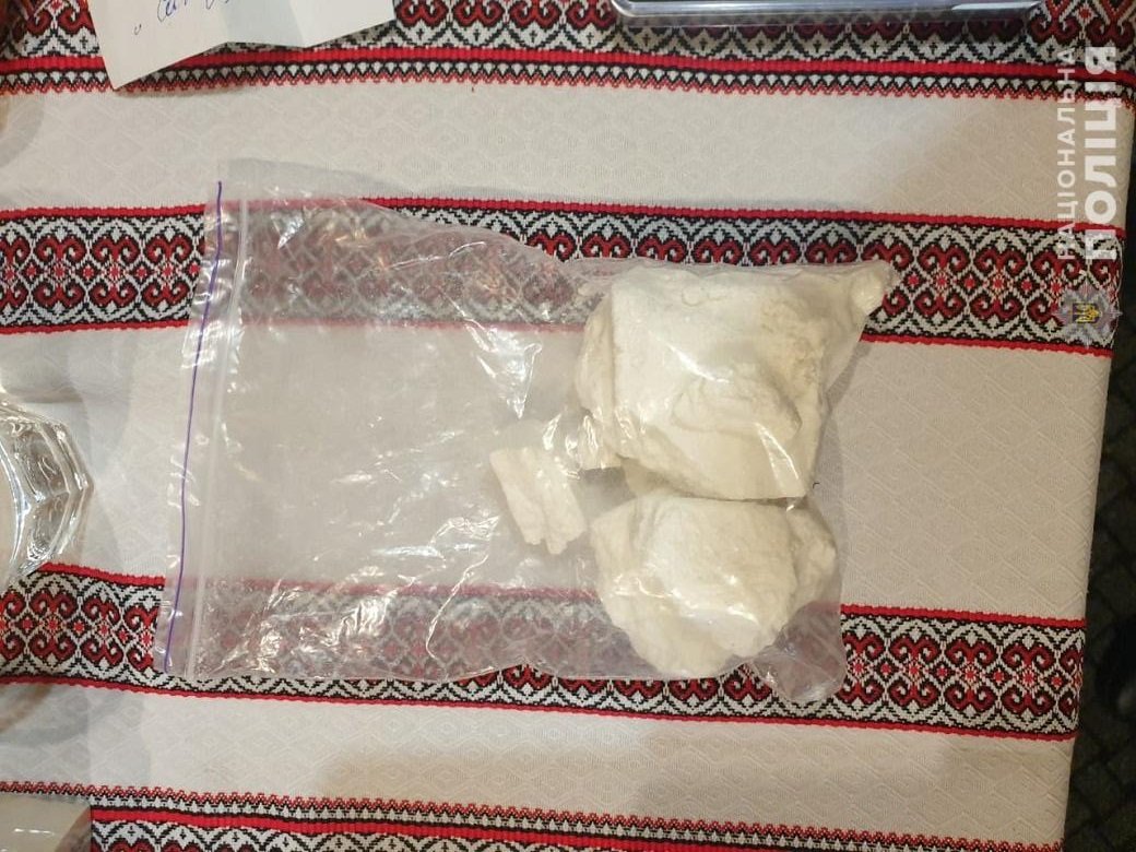 Задержание за сбыт наркотиков в Киеве Задержание за сбыт наркотиков в Киеве, Фото: Национальная полиция