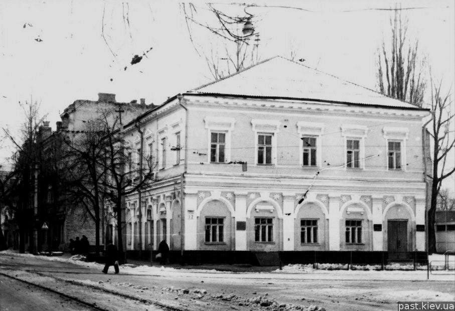 Особняк на Спасской в Киеве Особняк на Спасской в Киеве, Фото: Retroua
