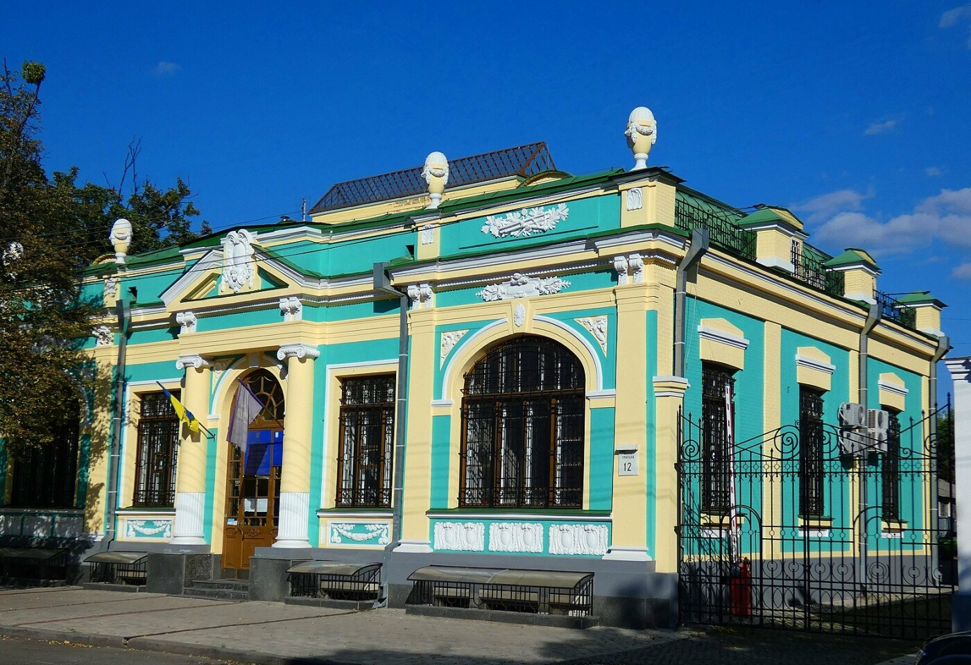 Особняк Апштейна в Киеве Особняк Апштейна в Киеве, Фото: Википедия