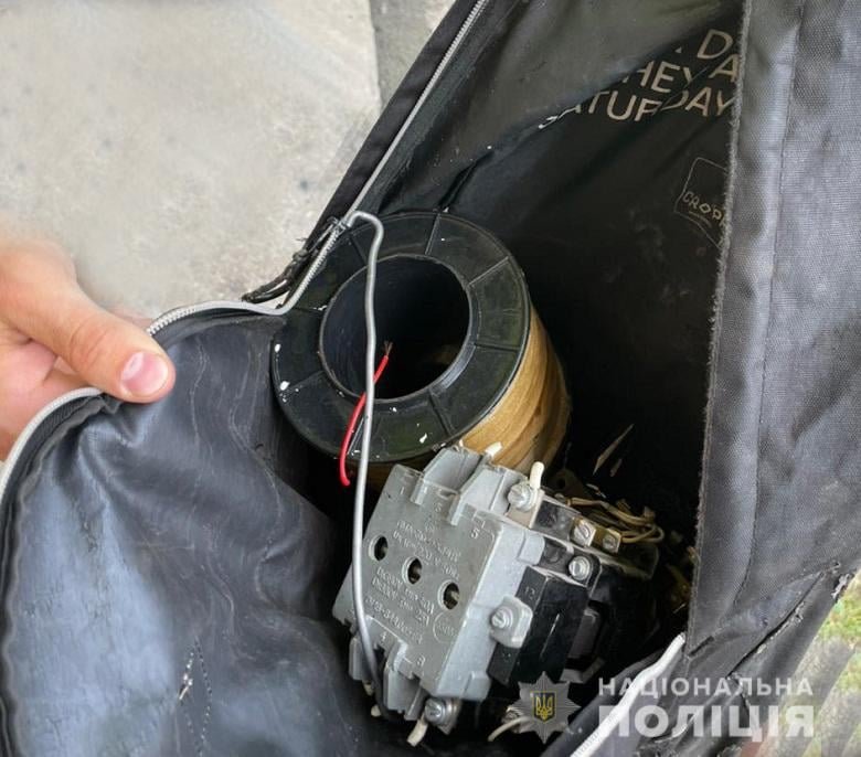 В Киеве на Оболони мужчина украл лифтовое оборудование, Фото: Полиция Киева