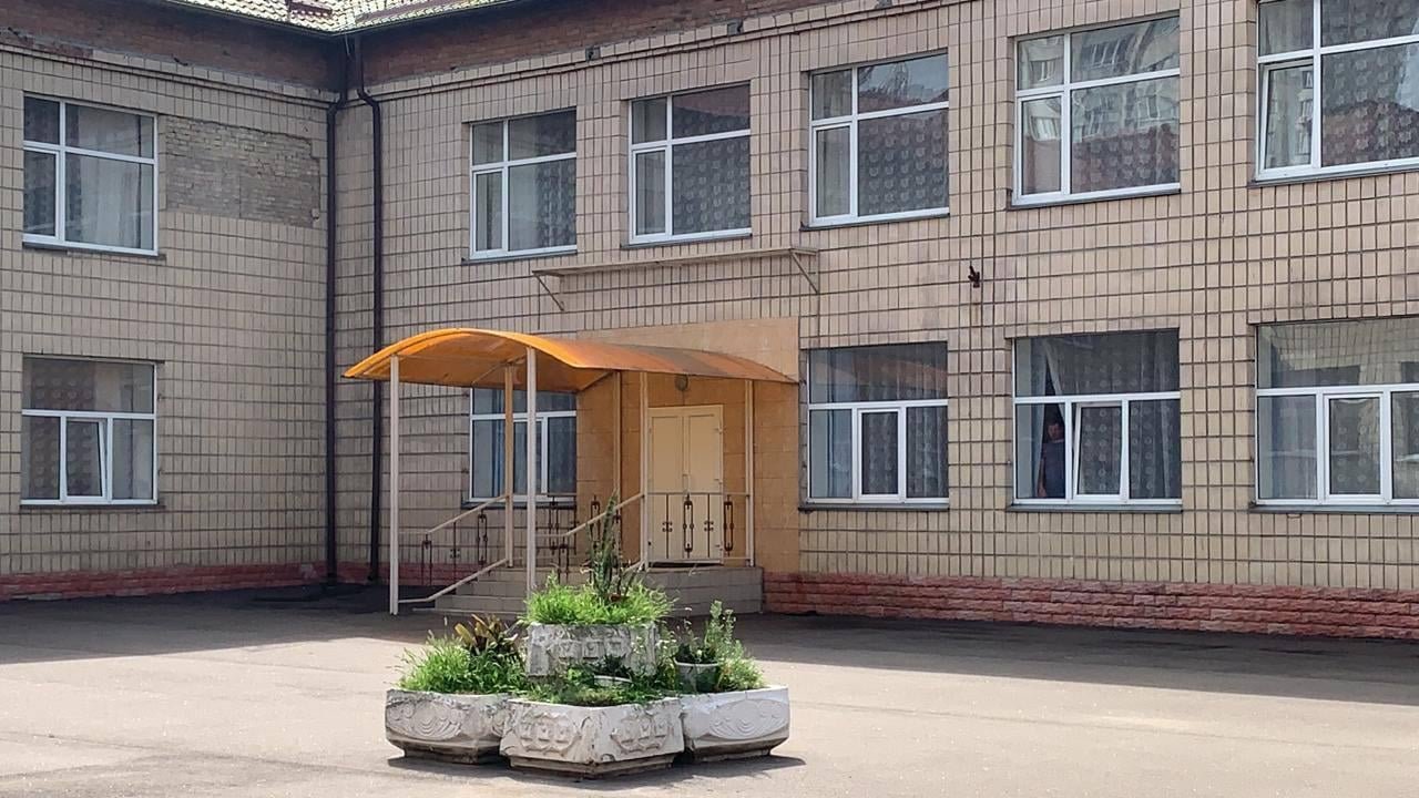 В Киеве экс-директор детского дома-интерната и подрядчик присвоили себе 300 тысяч грн., Фото: Киевская городская прокуратура