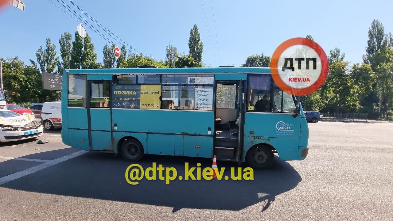 В Rиеве произошло ДТП с участием патрульной полиции, Фото: dtp.kiev.ua
