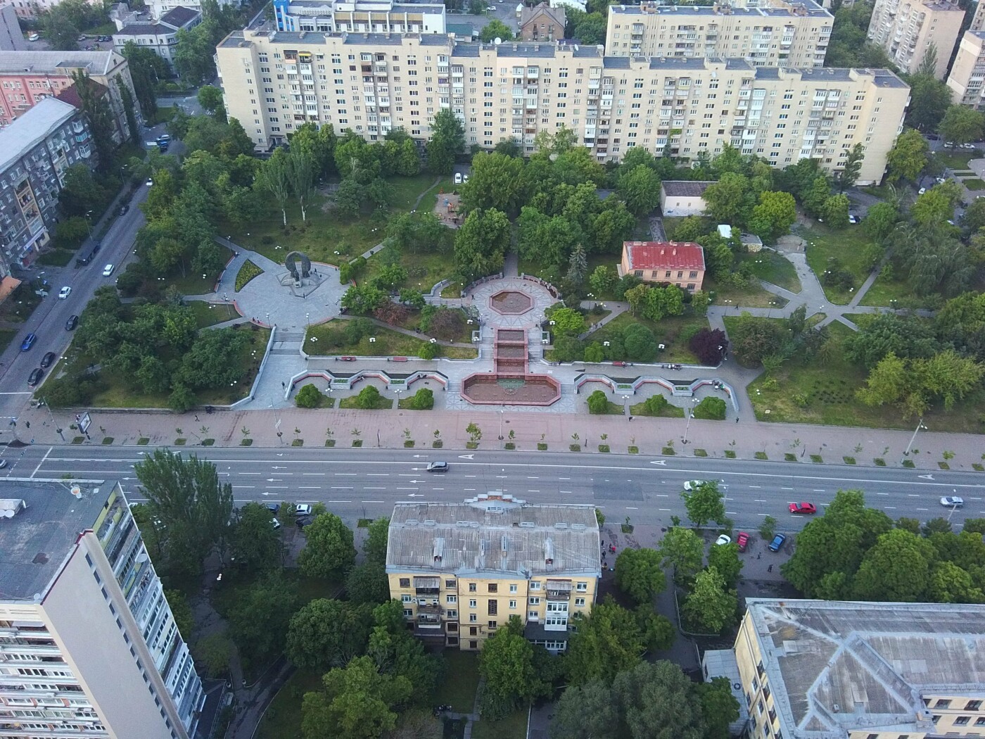 Парк Марии Заньковецкой в Киеве