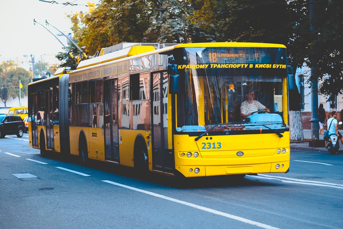 18 троллейбус в Киеве