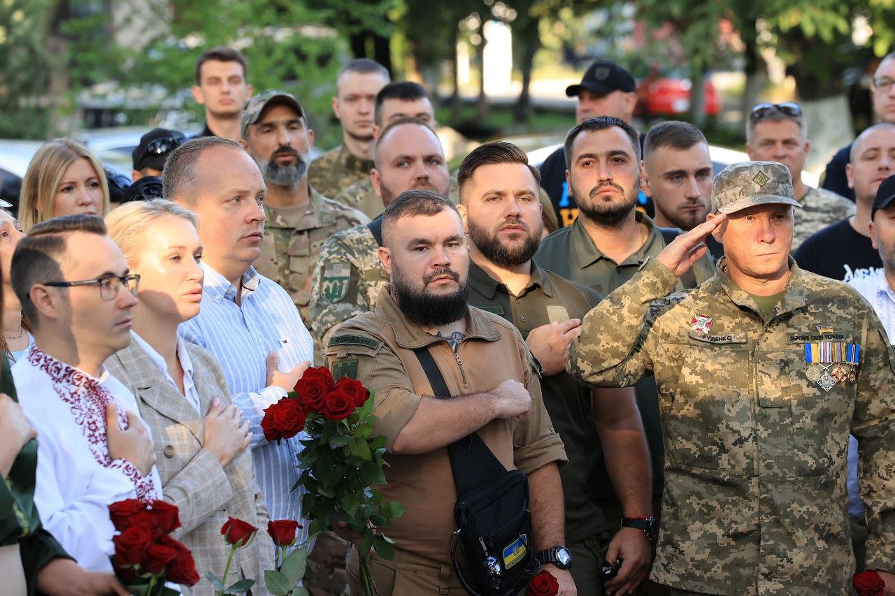 В Ірпені відкрили перший в Україні пам‘ятний знак, присвячений тероборонівцям