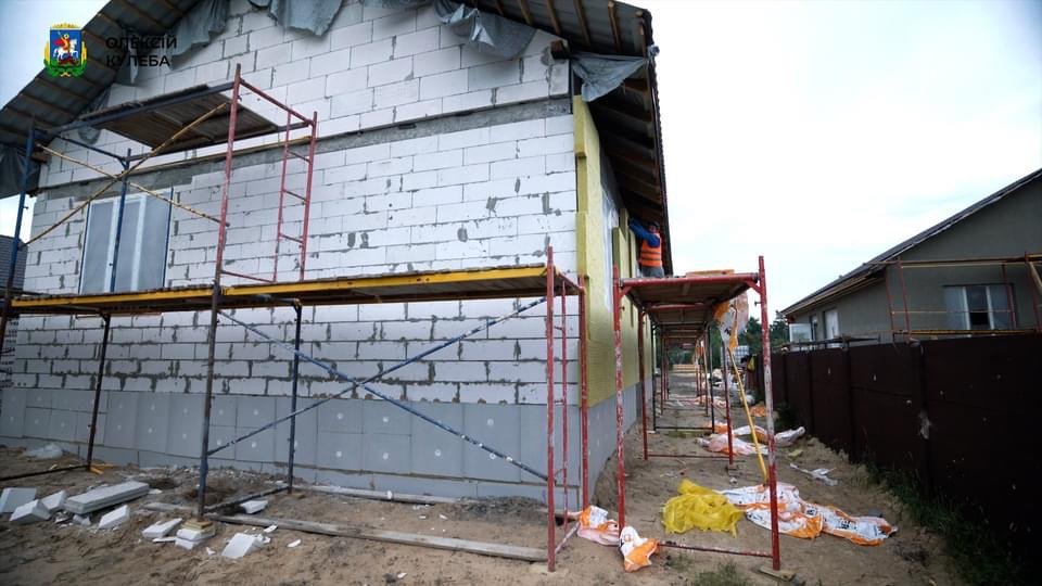 На Київщині збудували модульні будинки для тих, хто втратив житло внаслідок війни