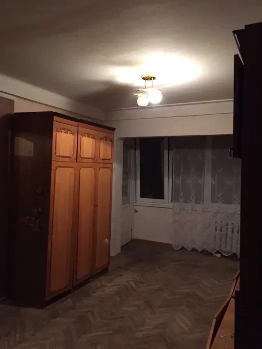 OLX, 1-кімнатна квартира в Солом"янському районі. 1-кімнатна квартира в Солом"янському районі.