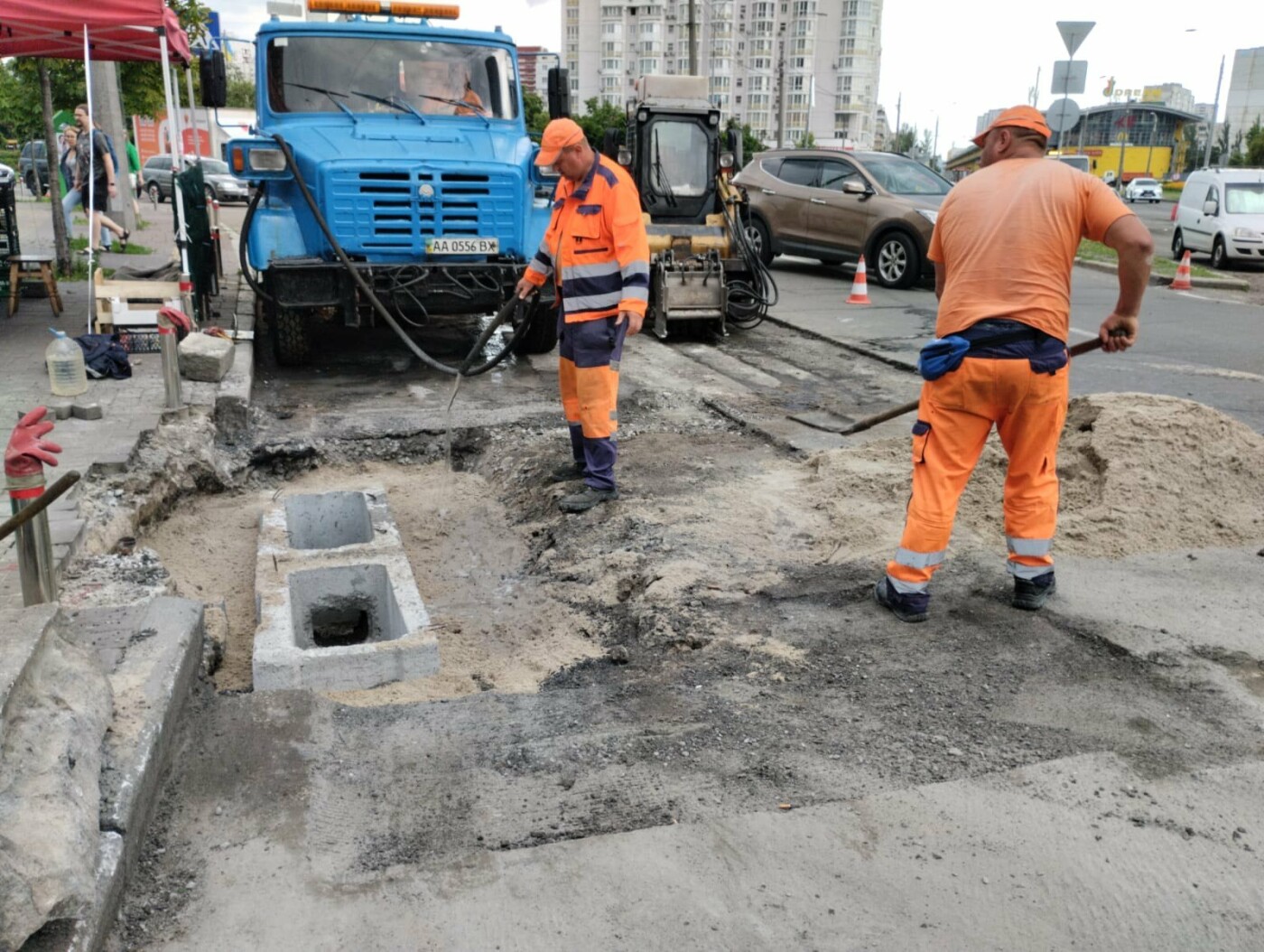 У столиці з початку року очистили понад 18 тисяч зливоприймачів