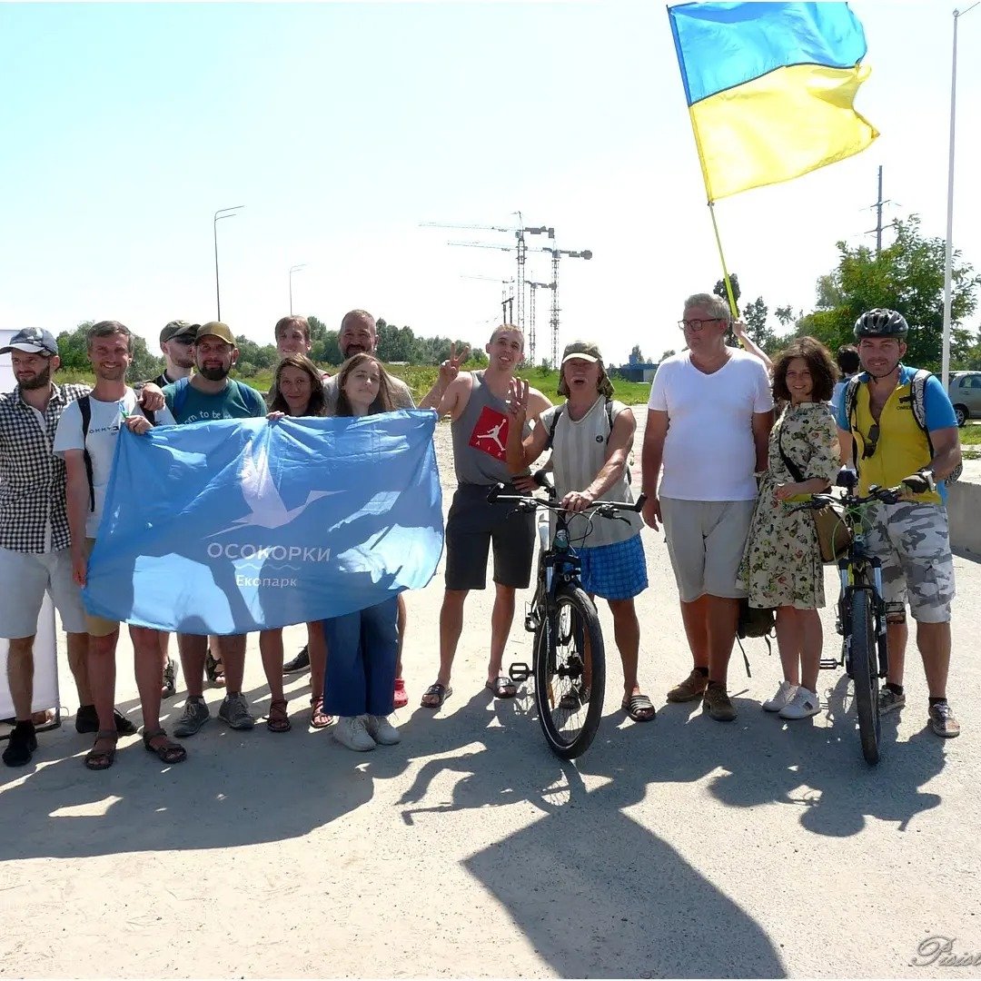 Відновлено скандальне будівництво ЖК біля озер на Осокорках