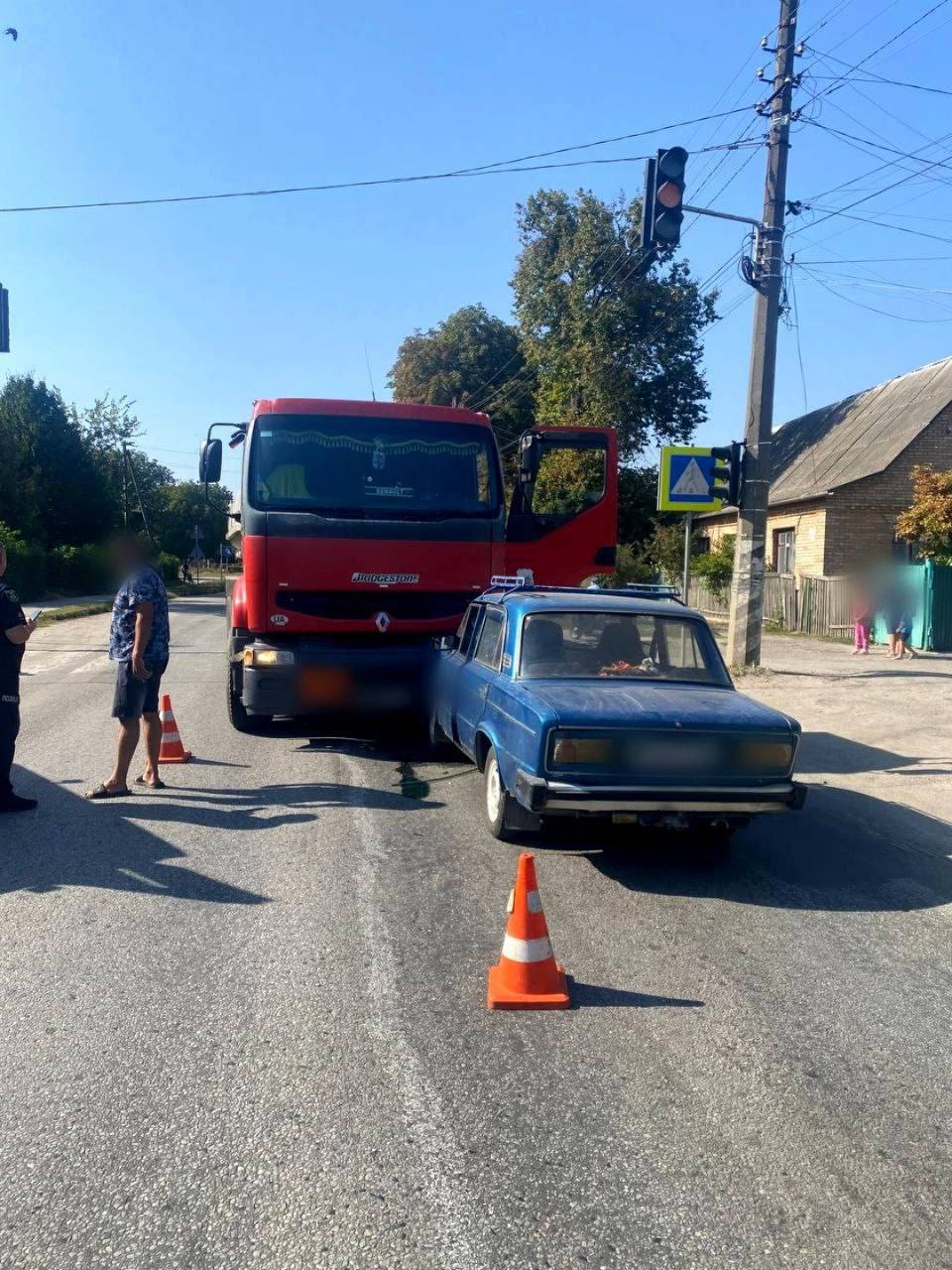 На Київщині вантажівка збила 9-річну дитину