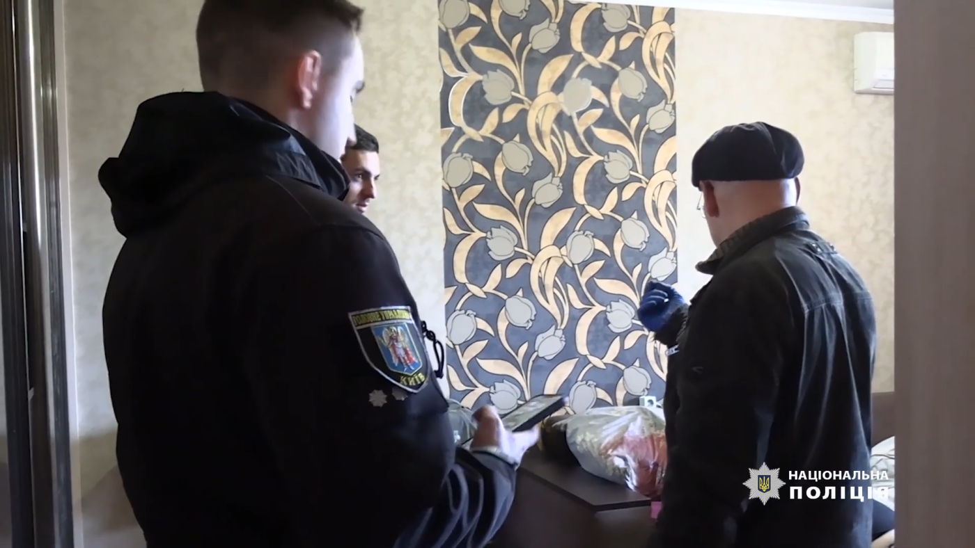 Вбив сусіда та намагався ввести поліцію в оману: в Києві затримали злочинця