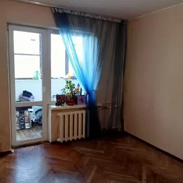Однокімнатна квартира на вул. Луценко 5