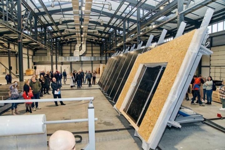 В Киевской области открыли новый завод по производству модульных домов