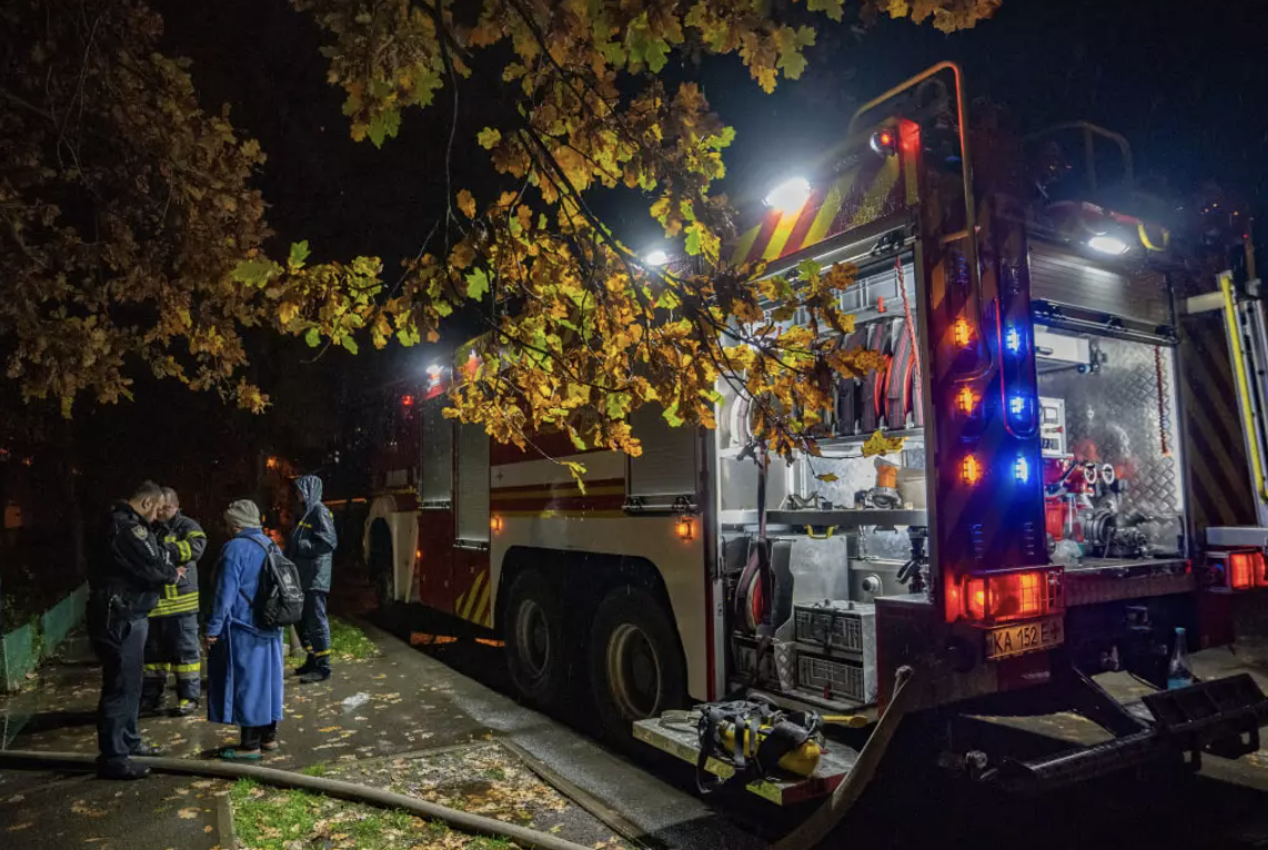 У столиці внаслідок пожежі в багатоповерхівці загинув чоловік