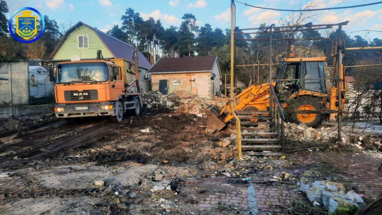 На Київщині розчищають звалища будівельного сміття