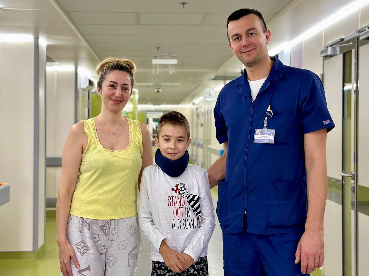 Хлопчику з Бучі провели складну операцію на хребті