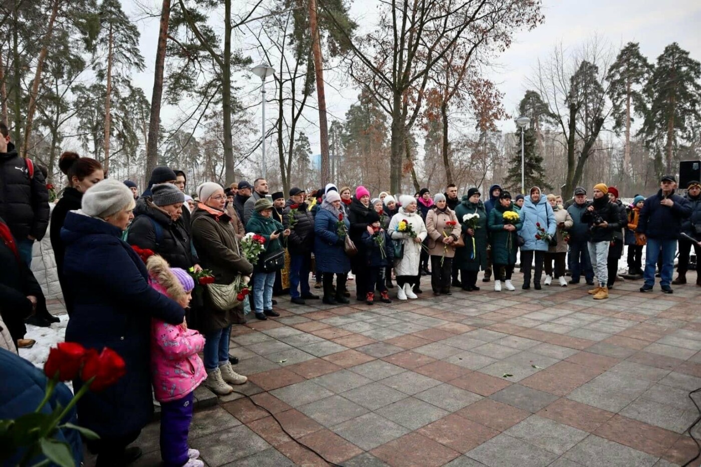 У столичному парку Партизанська слава відкрили алею полеглих захисників