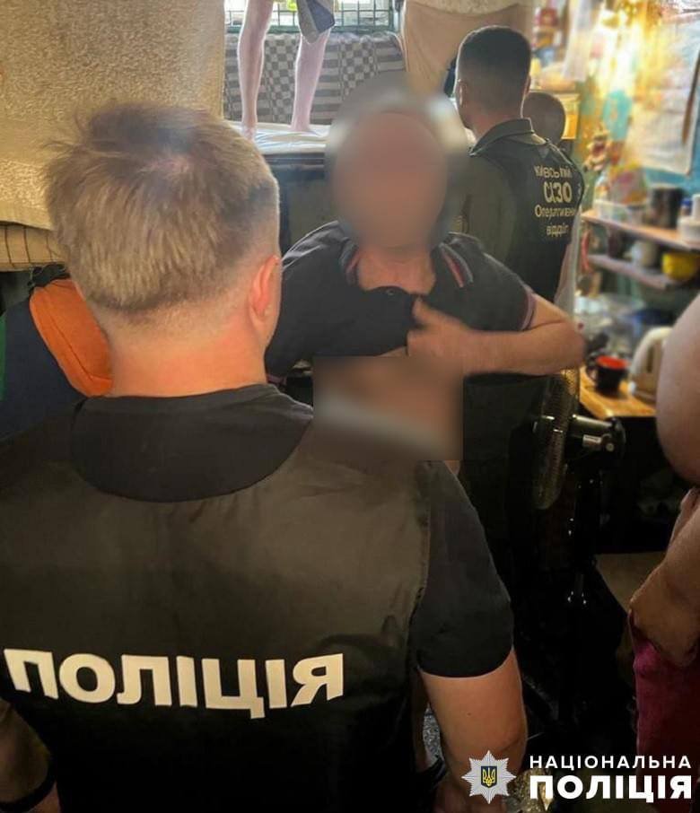 У столиці судитимуть наркоділків, якими керував 67-річний іноземець з СІЗО