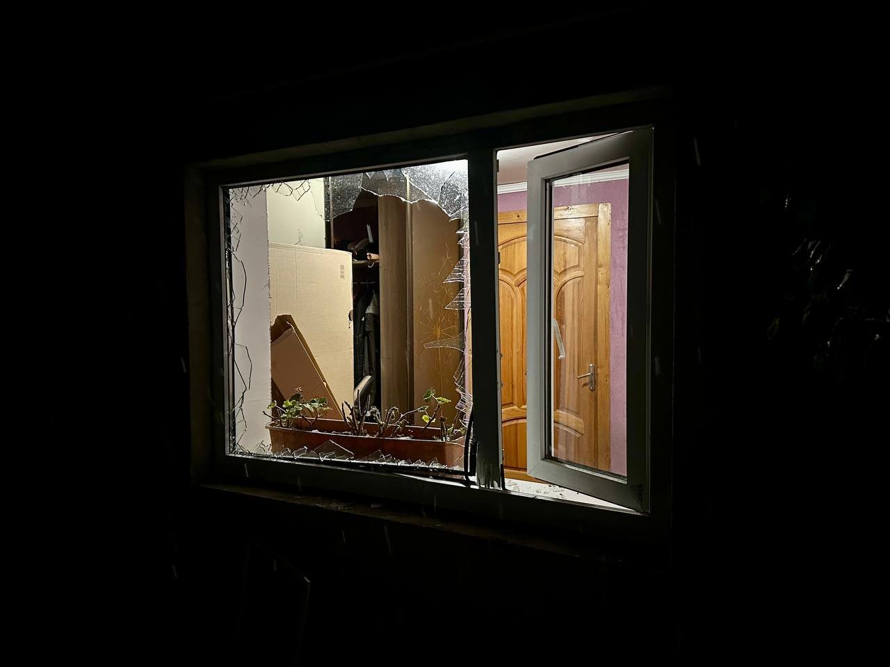 Наслідки ворожого обстрілу по Києву