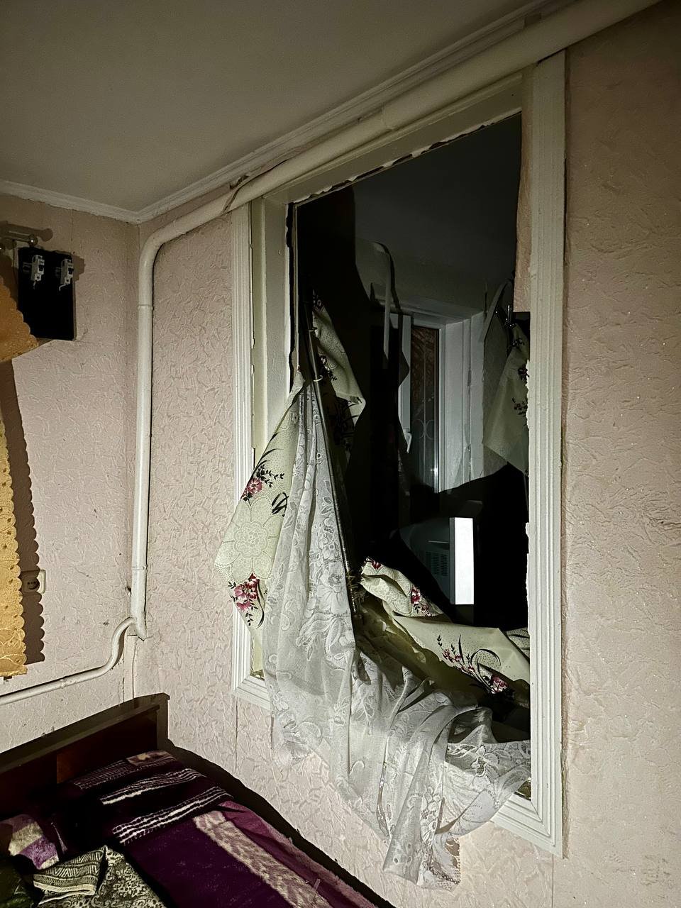 Наслідки ворожого обстрілу по Києву