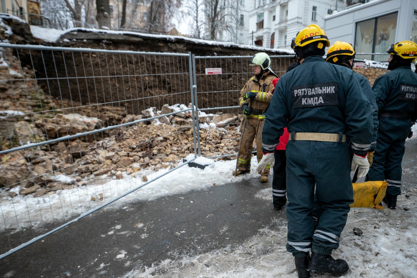 Обвал стіни на Лютеранській