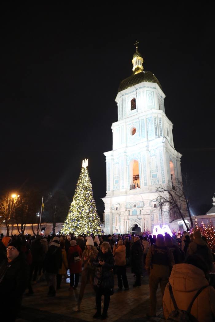 Новорічна ялинка 2023 на Софійській площі