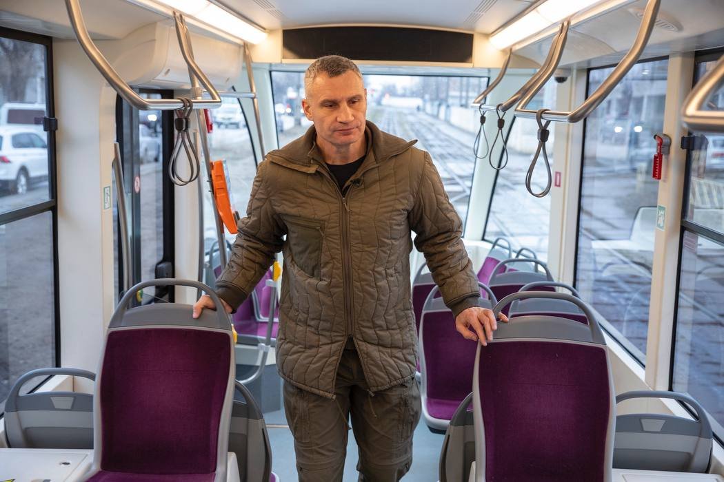 На лівому березі Києва курсуватимуть нові трамваї, КМДА