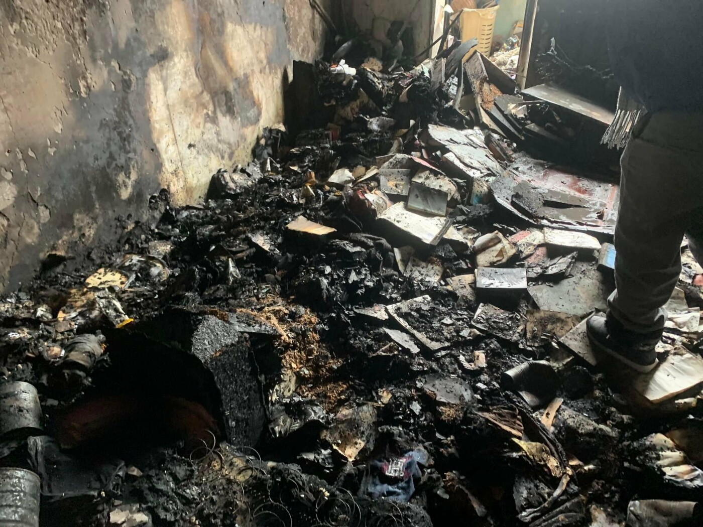 В результаті обстрілу мати та двоє її доньок залишись без житла