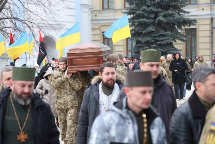 У Києві пройшла церемонія прощання з поетом та військовим Максимом Кривцовим
