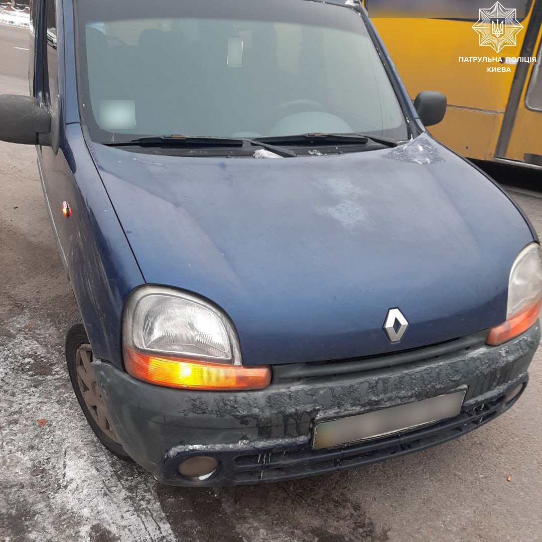 У Києві виявили водія з фальшивими правами