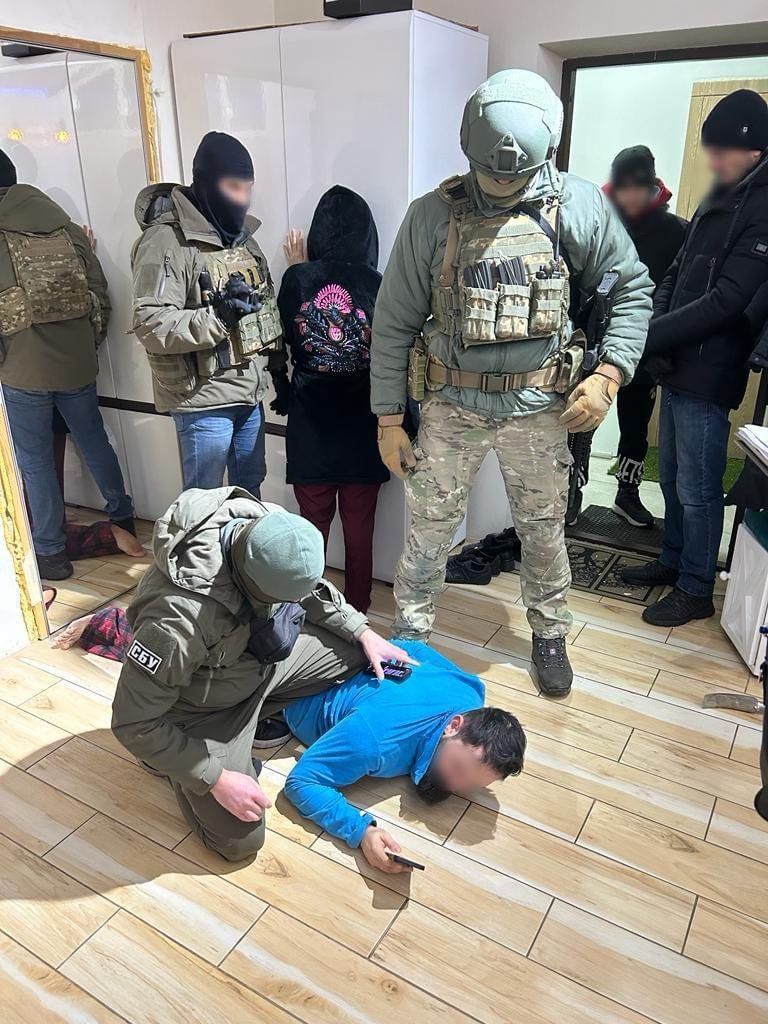 У столиці викрили групу осіб, яка переправляла ухилянтів за кордон
