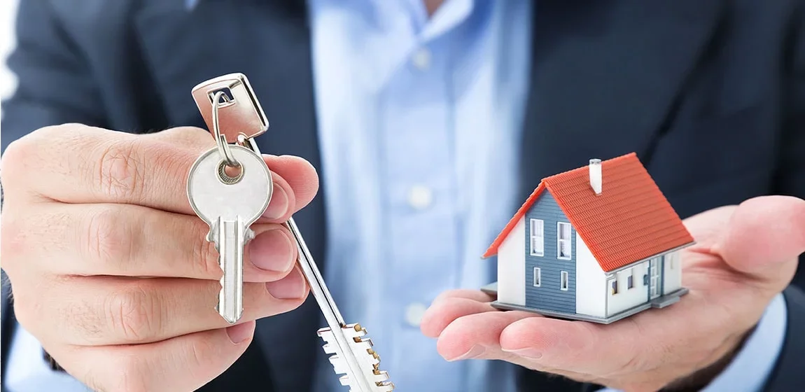 Рієлтор, менеджер з продажу нерухомості