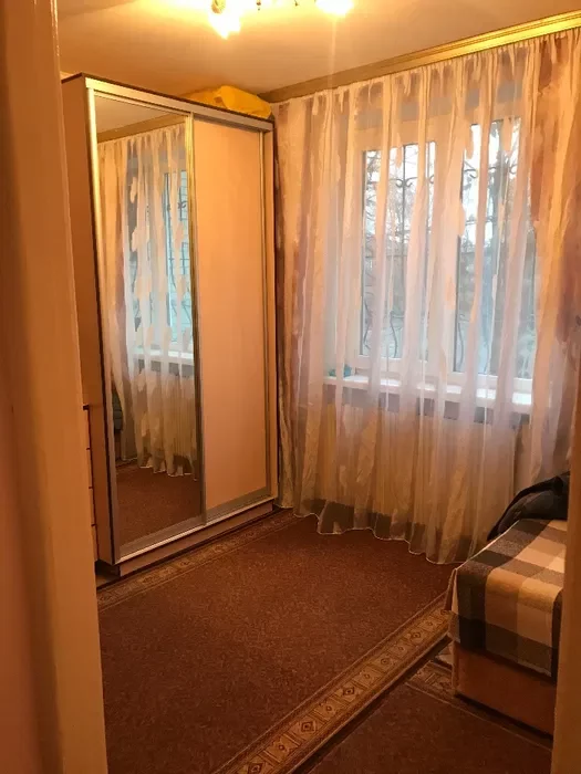 Однокімнатна квартира на Нивках