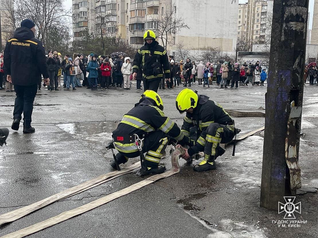 У столиці сталось загоряння у школі