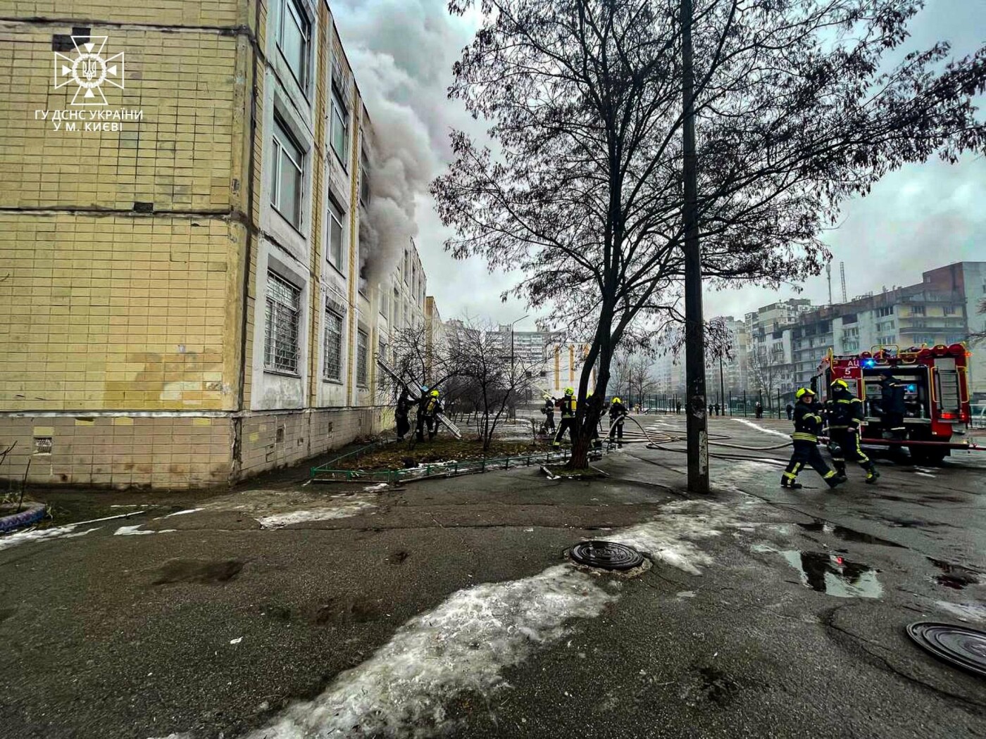 У столиці сталось загоряння у школі