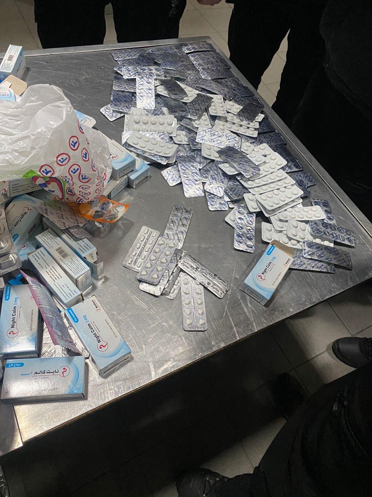 Киянка намагалась ввезти в Україну більше 1000 нарковмісних таблеток