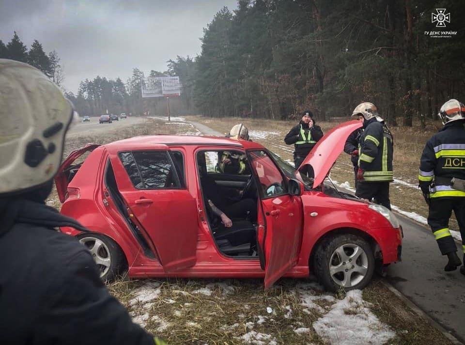 На трасі Ірпінь-Київ зіштовхнулись два легкових авто